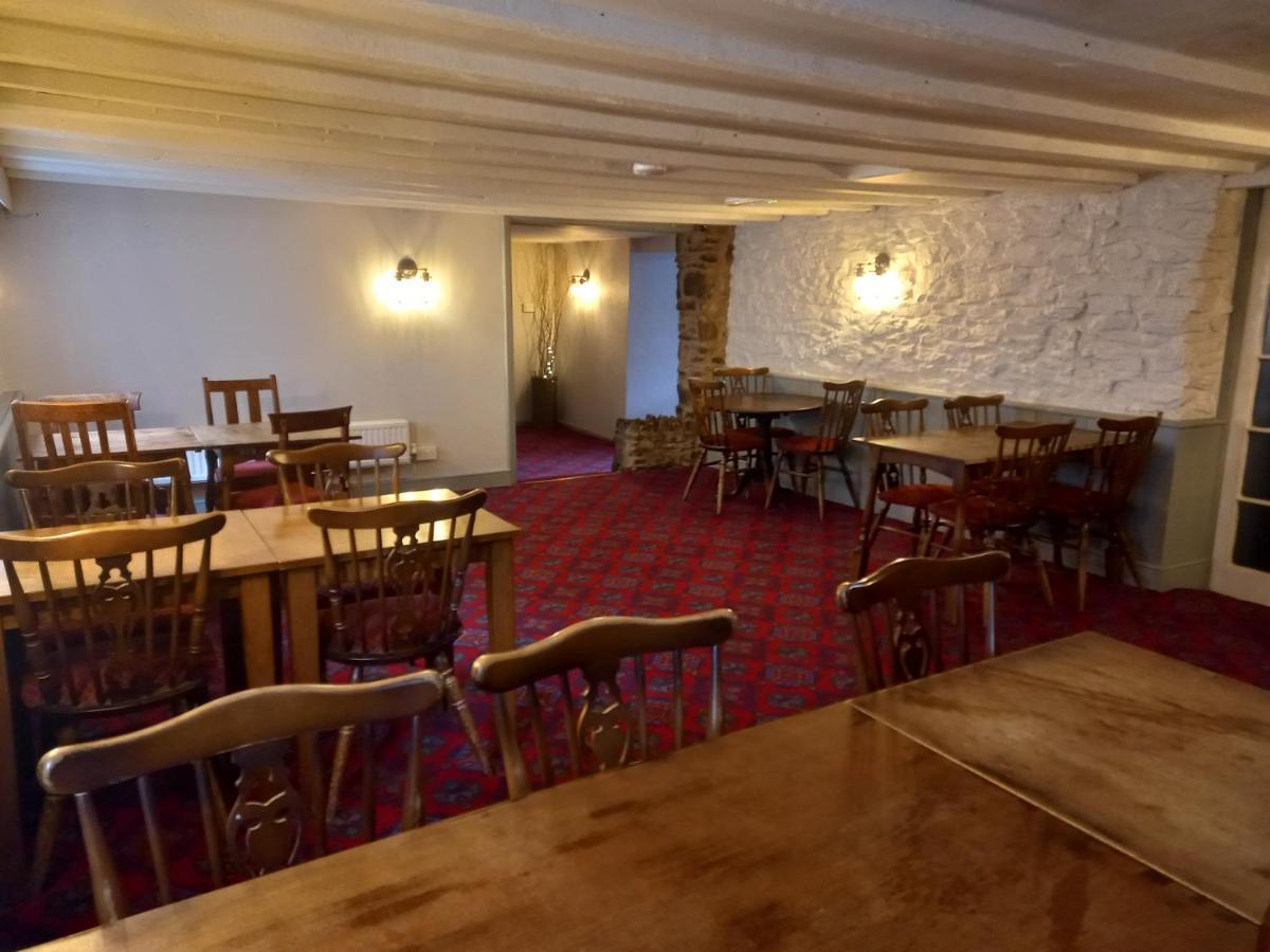 The Crown Inn Wentnor Zewnętrze zdjęcie